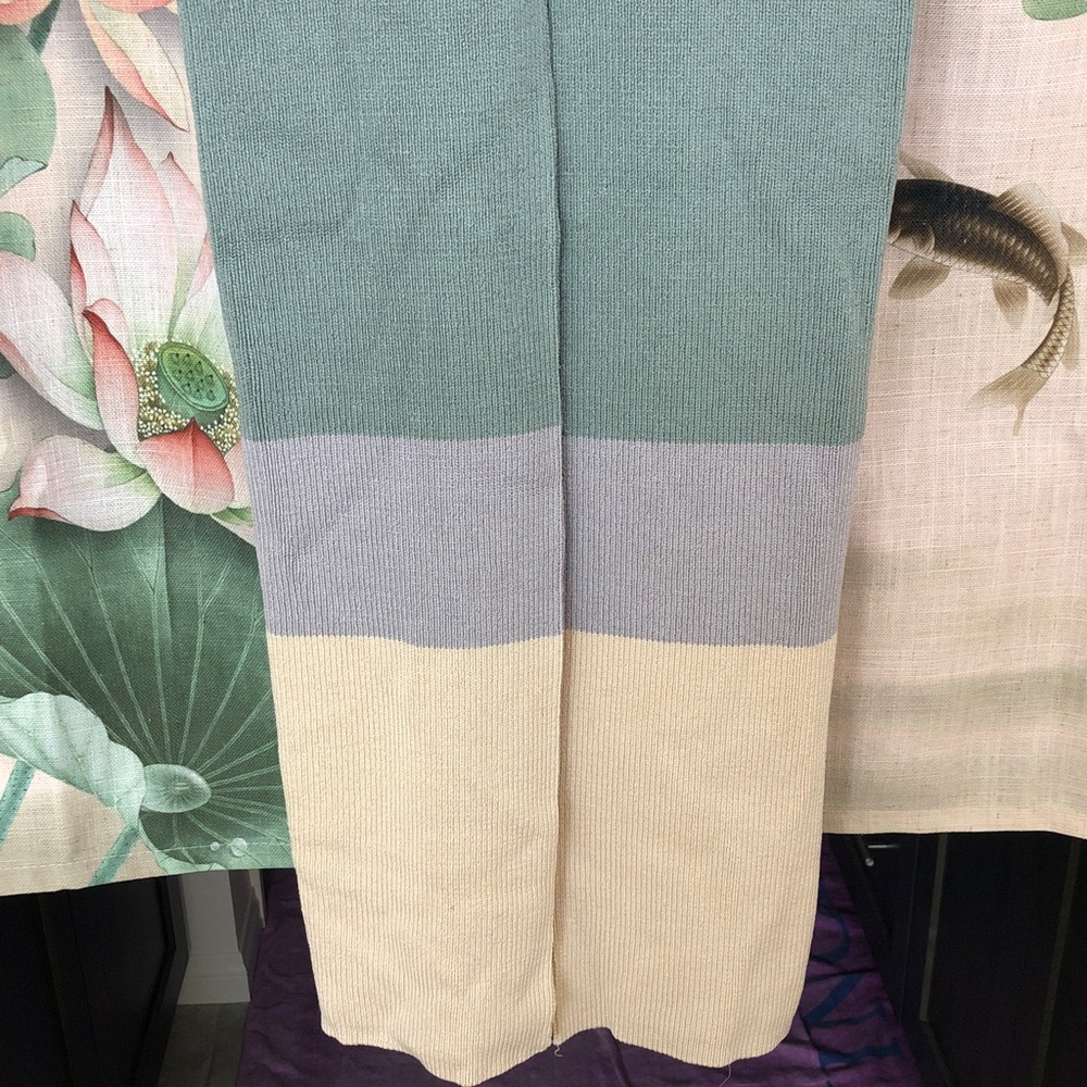 Vintage Sleeveless Maxi Knit Dress in Sage Green with Colorblock Hem - Picture 9 of 11